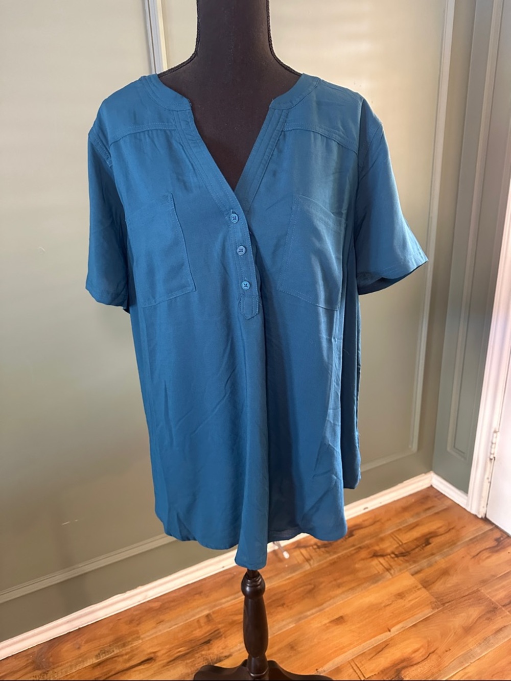 torrid Harper short sleeve challis